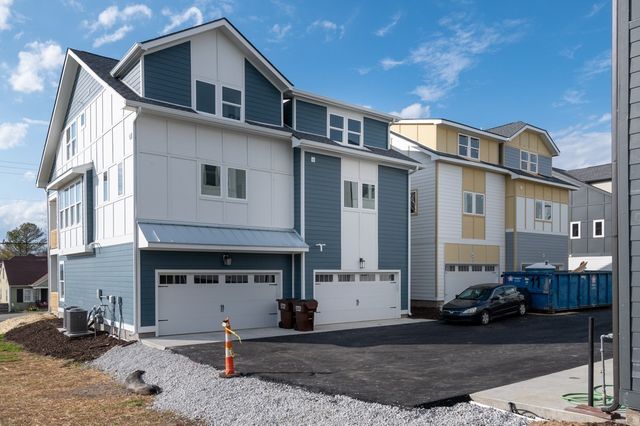 616 Croley Dr, Nashville, TN 37209