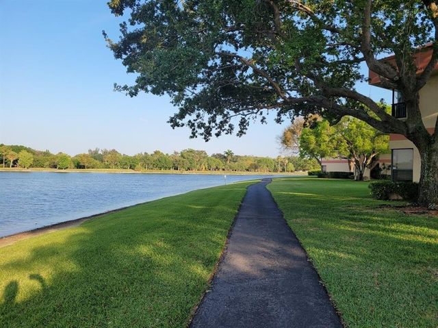 2744 S Carambola Circle 1919, Coconut Creek, FL 33066