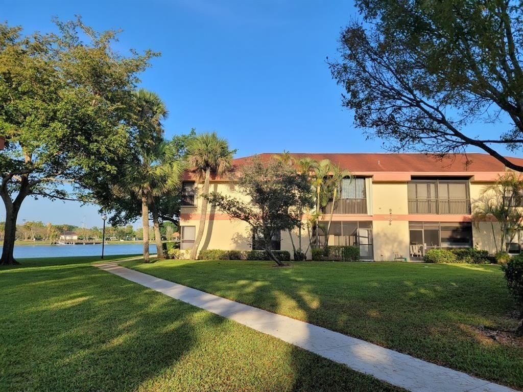 2744 S Carambola Circle 1919, Coconut Creek, FL 33066