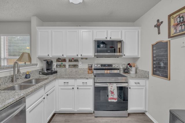 9401 Glen Falls Lane, Denton, TX 76210