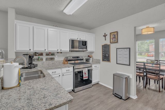 9401 Glen Falls Lane, Denton, TX 76210