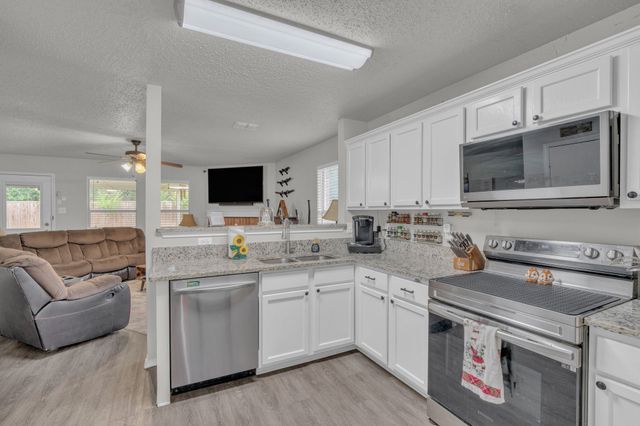 9401 Glen Falls Lane, Denton, TX 76210