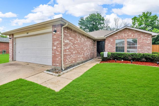 9401 Glen Falls Lane, Denton, TX 76210