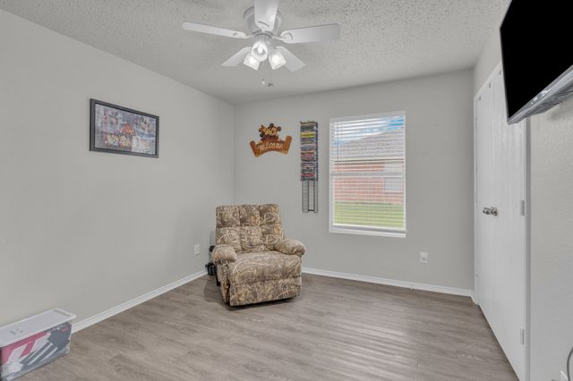 9401 Glen Falls Lane, Denton, TX 76210