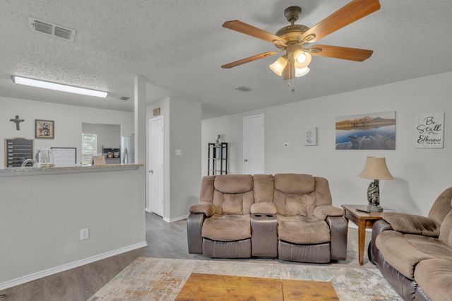 9401 Glen Falls Lane, Denton, TX 76210