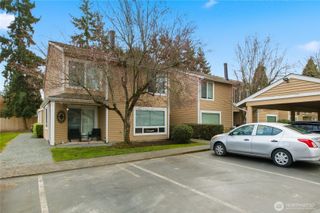 23712 13th Place S #1006, Des Moines, WA 98198