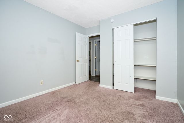 805 Burr Oak Drive, Indianapolis, IN 46217