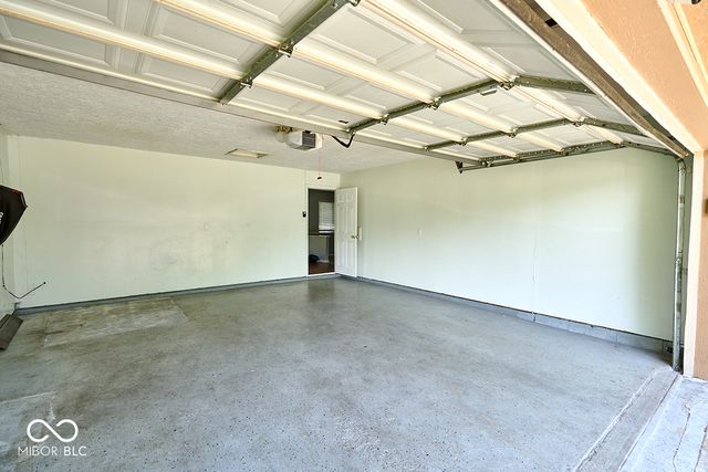 805 Burr Oak Drive, Indianapolis, IN 46217