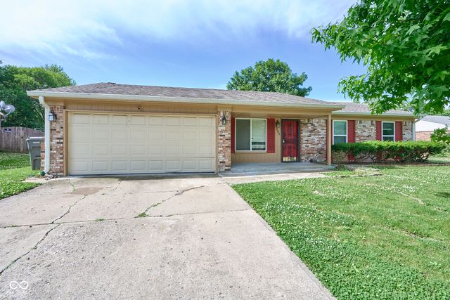 805 Burr Oak Drive, Indianapolis, IN 46217