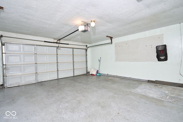 805 Burr Oak Drive, Indianapolis, IN 46217