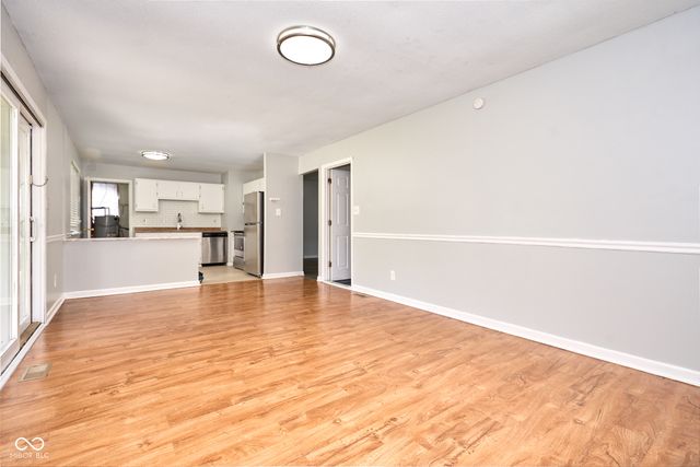 805 Burr Oak Drive, Indianapolis, IN 46217