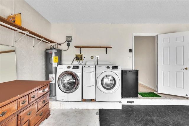 20231 NW 10th St, Pembroke Pines, FL 33029