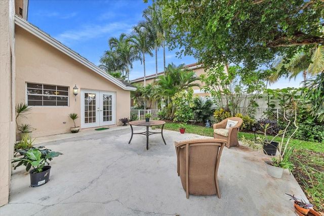 20231 NW 10th St, Pembroke Pines, FL 33029