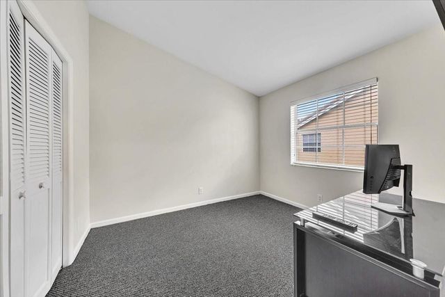 20231 NW 10th St, Pembroke Pines, FL 33029