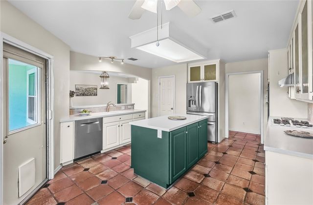 15658 CUMANA Dr, Corpus Christi, TX 78418