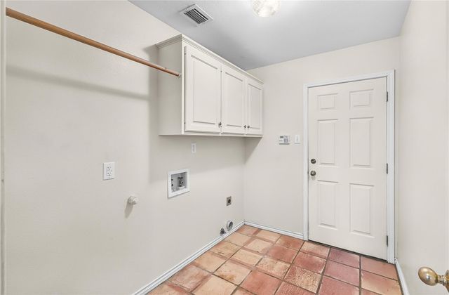 15658 CUMANA Dr, Corpus Christi, TX 78418