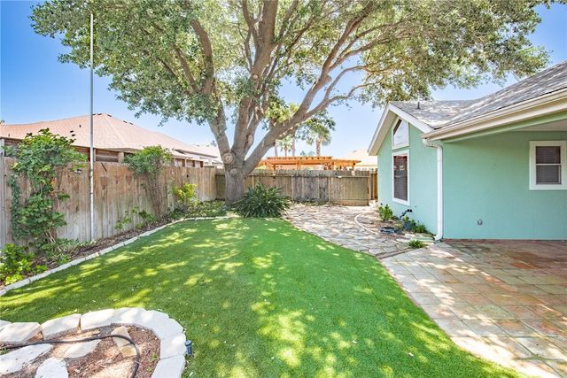 15658 CUMANA Dr, Corpus Christi, TX 78418