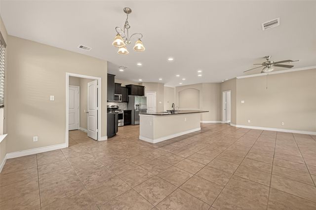 706 Fairway Drive, La Porte, TX 77571