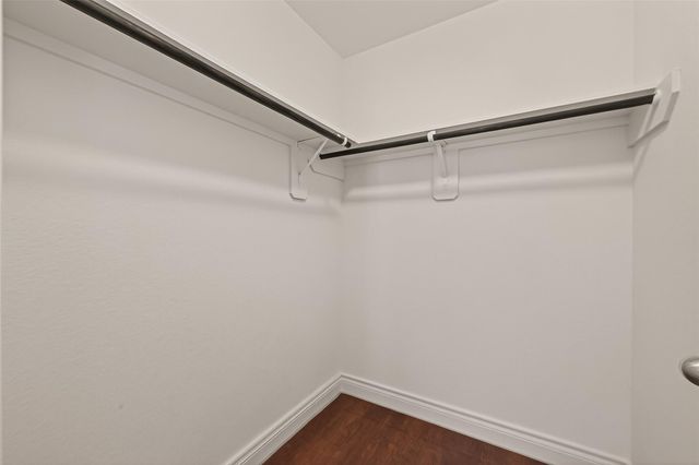 706 Fairway Drive, La Porte, TX 77571