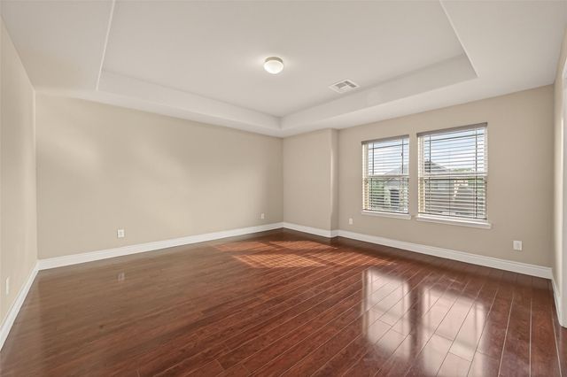 706 Fairway Drive, La Porte, TX 77571