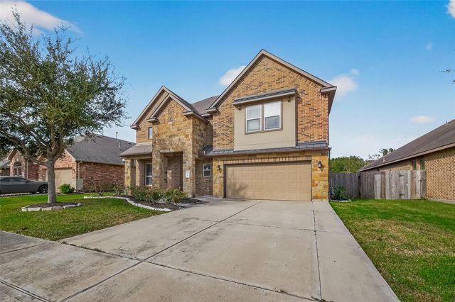 706 Fairway Drive, La Porte, TX 77571