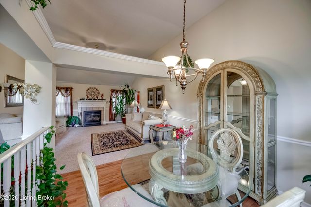 2009 Stephanie Kaye Dr, La Grange, KY 40031