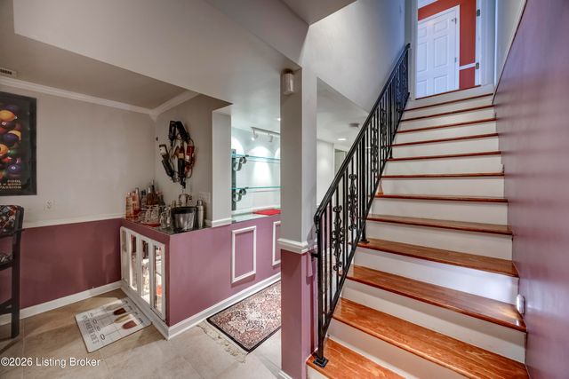 2009 Stephanie Kaye Dr, La Grange, KY 40031