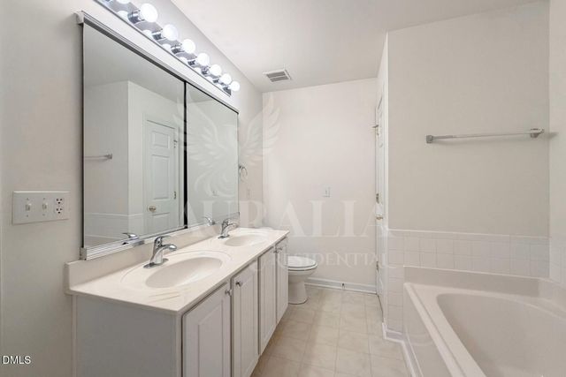 3021 Barrymore Street 111, Raleigh, NC 27603