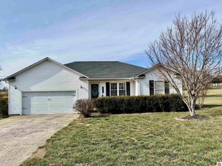 303 Fairview Drive # 24, Mayfield, KY 42066