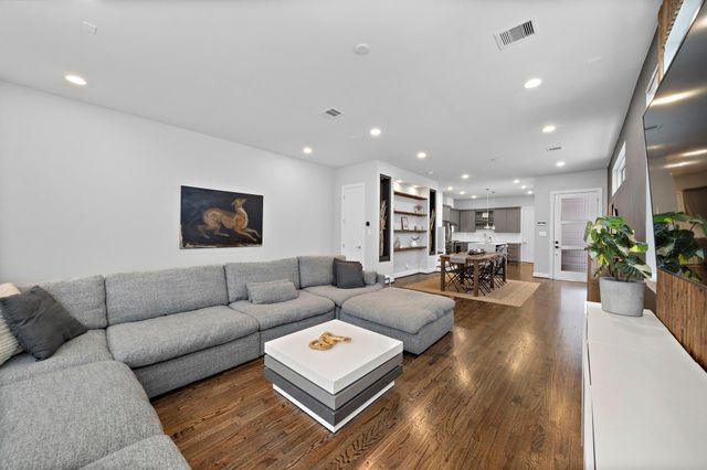 1217 Crockett Street, Houston, TX 77007