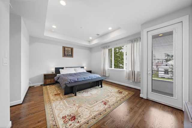 1217 Crockett Street, Houston, TX 77007
