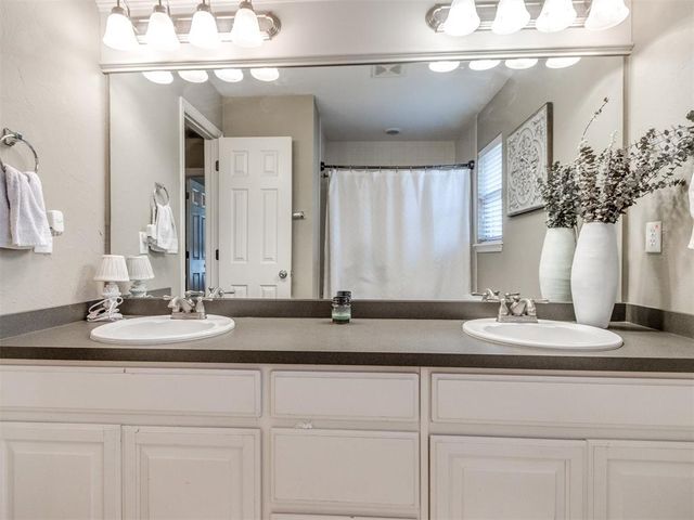 745 Martina Lane, Edmond, OK 73034