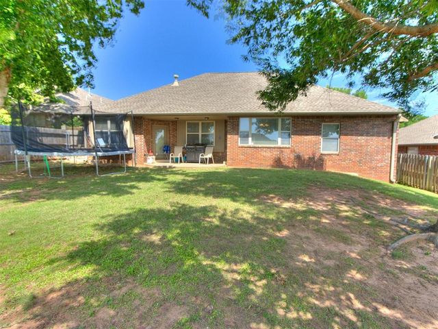 745 Martina Lane, Edmond, OK 73034