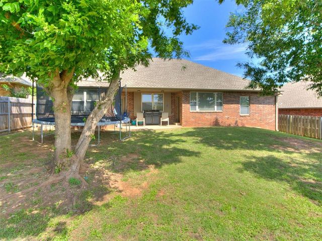 745 Martina Lane, Edmond, OK 73034