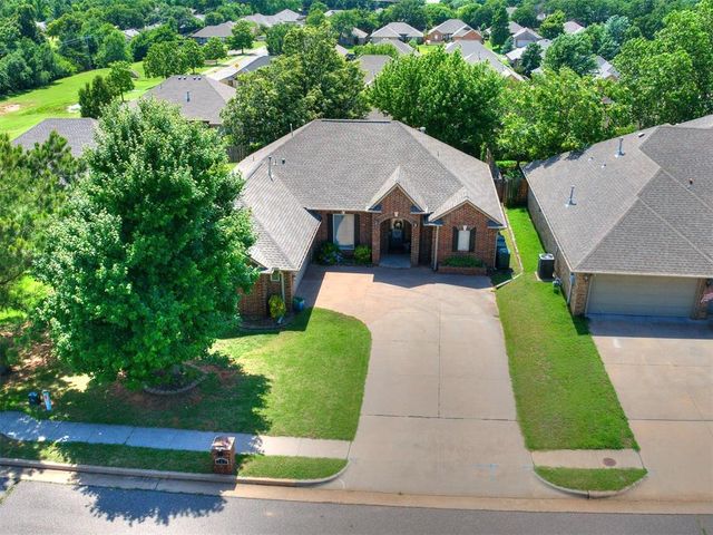 745 Martina Lane, Edmond, OK 73034