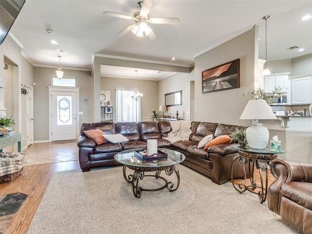 745 Martina Lane, Edmond, OK 73034