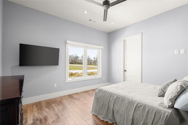 1529 Ardemagni Road, Tontitown, AR 72762