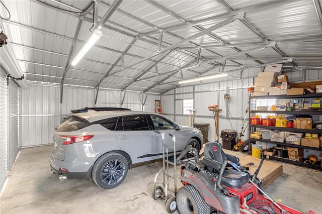 1529 Ardemagni Road, Tontitown, AR 72762