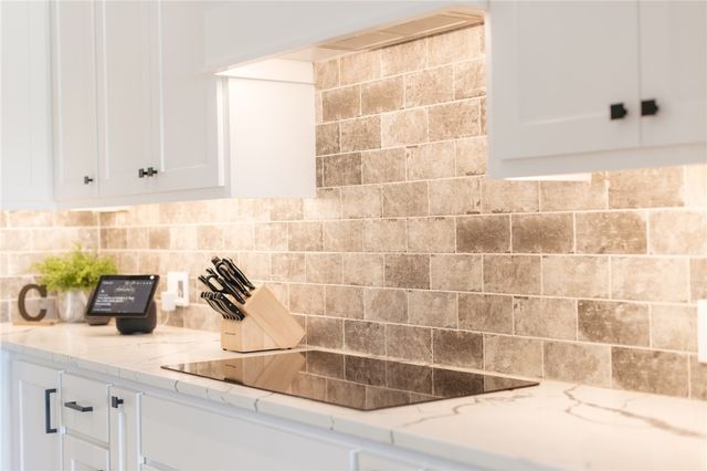 1529 Ardemagni Road, Tontitown, AR 72762