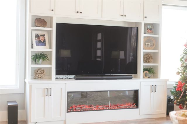 1529 Ardemagni Road, Tontitown, AR 72762