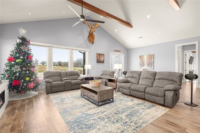 1529 Ardemagni Road, Tontitown, AR 72762