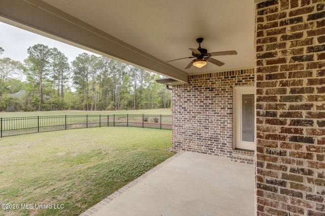 7055 Rolling Green Drive, Pass Christian, MS 39571