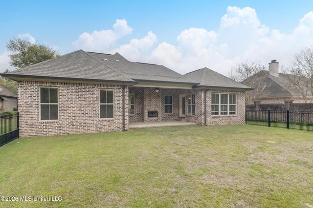 7055 Rolling Green Drive, Pass Christian, MS 39571