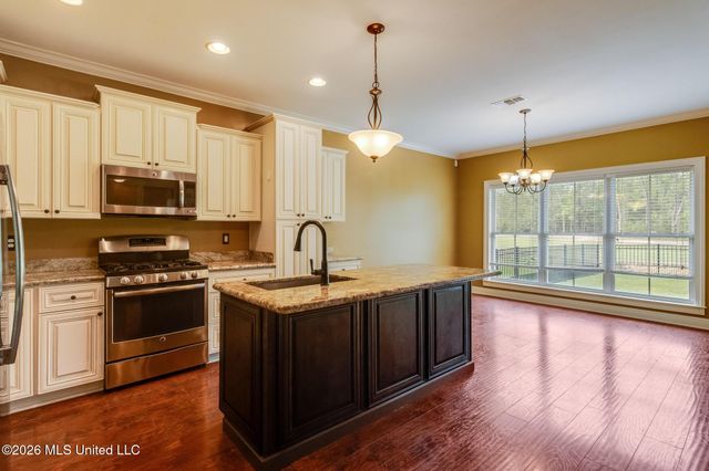 7055 Rolling Green Drive, Pass Christian, MS 39571