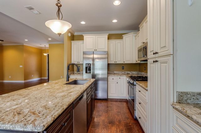 7055 Rolling Green Drive, Pass Christian, MS 39571