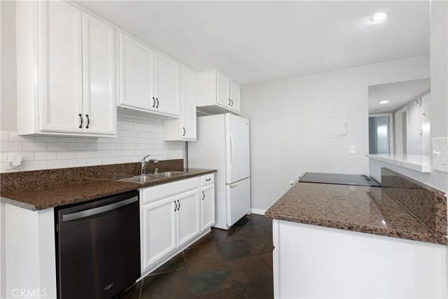 17572 Vandenberg Lane 01, Tustin, CA 92780