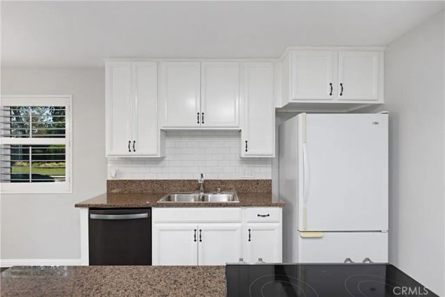 17572 Vandenberg Lane 01, Tustin, CA 92780