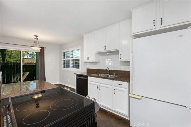 17572 Vandenberg Lane 01, Tustin, CA 92780