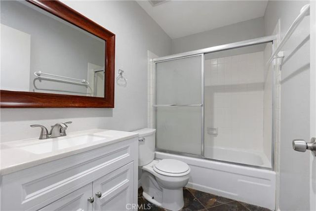 17572 Vandenberg Lane 01, Tustin, CA 92780