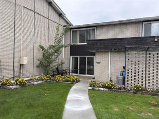 8272 Karam Boulevard 4, Warren, MI 48093